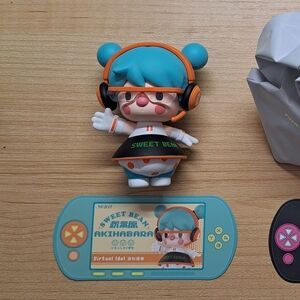 Pop Mart Sweet Bean Akihabara Virtual Idol Figure